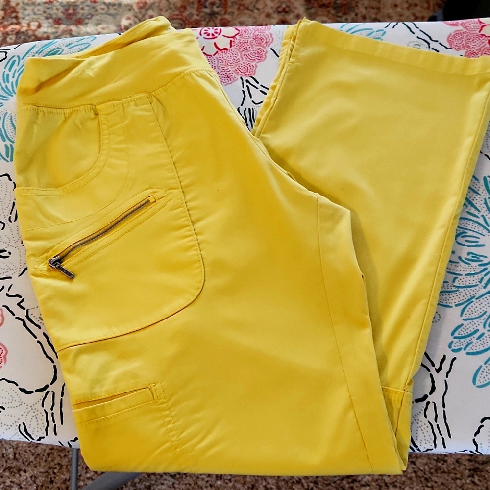 Scrubs and beyond scrub pants